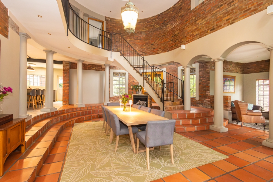 5 Bedroom Property for Sale in Vierlanden Western Cape